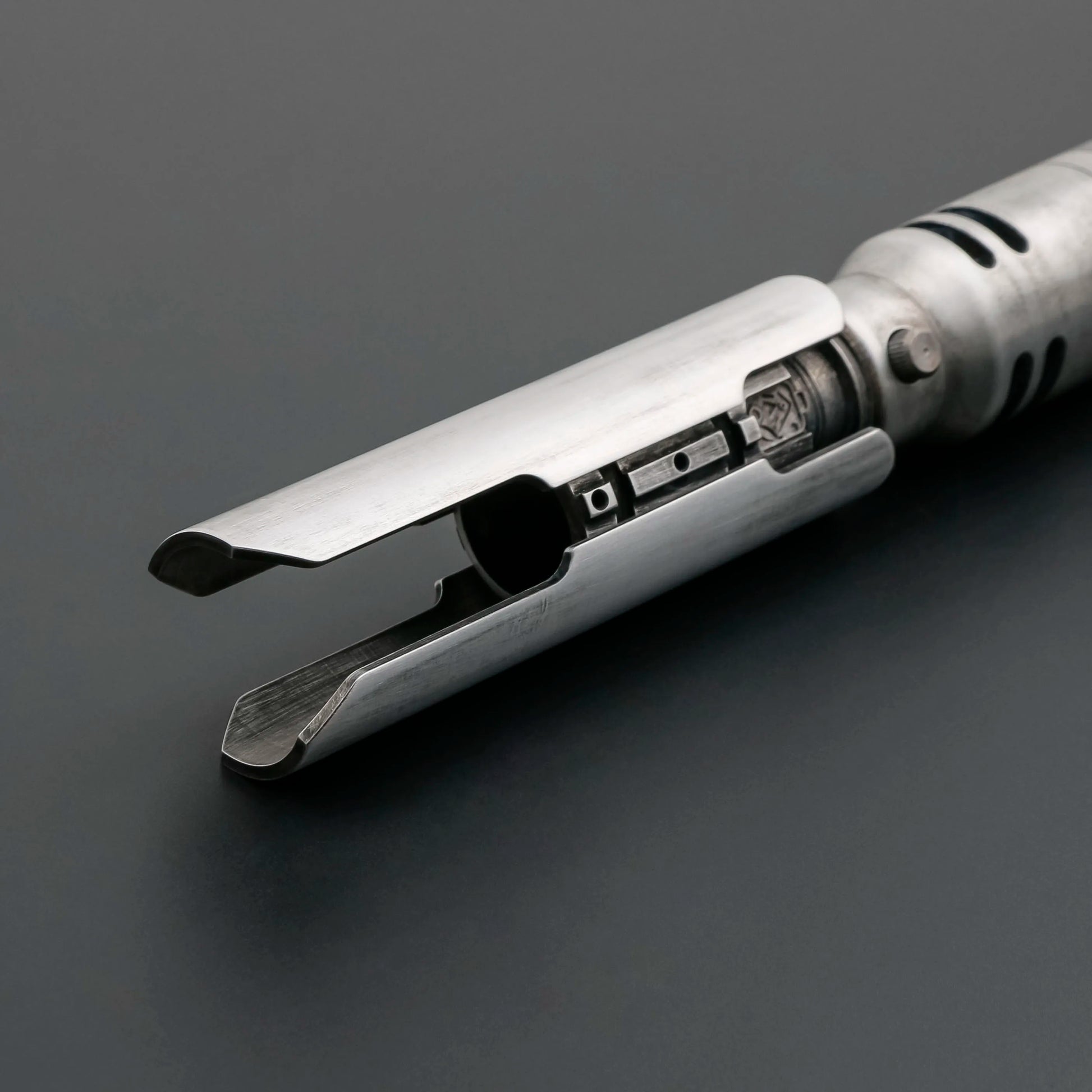 Cal Kestis Neopixel Lightsaber Replica | Proffie 2.2 Soundboard | RGB Dueling Saber | Smooth Swing